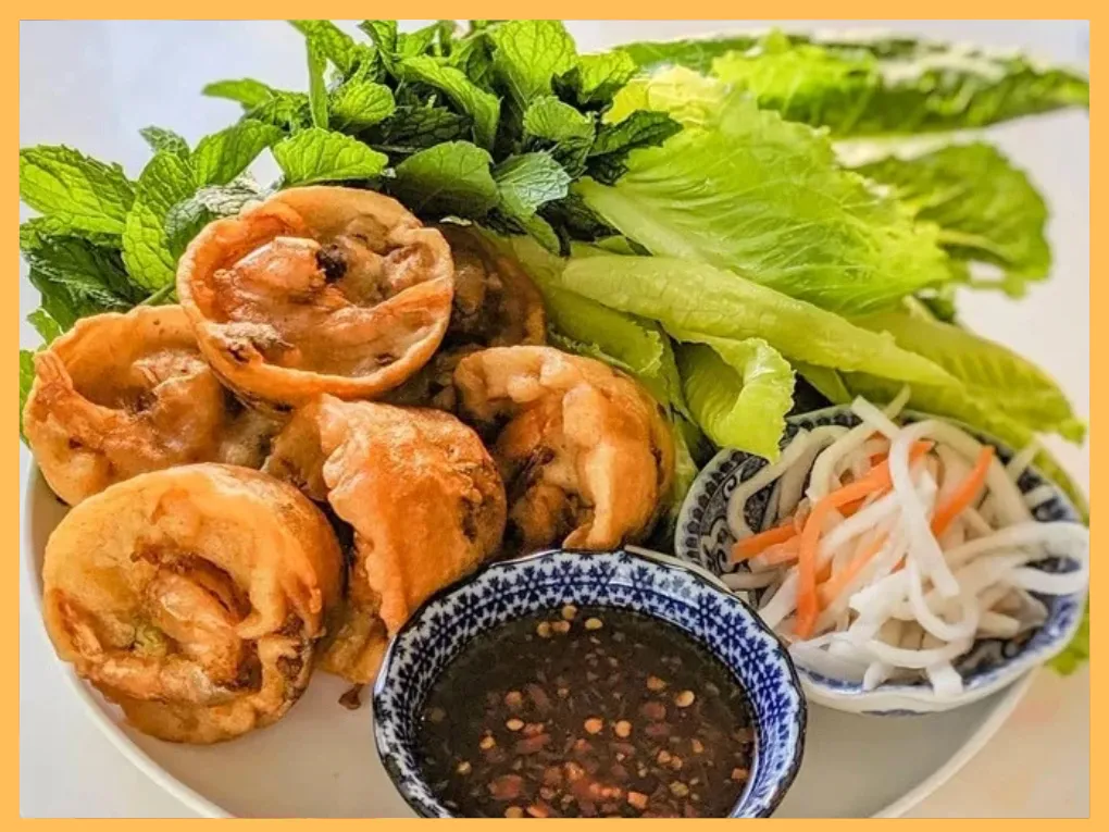 Thuê Xe 16 Chỗ Sài Gòn Đi Cần Thơ 25 Banh cong Can Tho